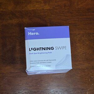 Hero Lightning Swipe Dark Spot Brightening Pads